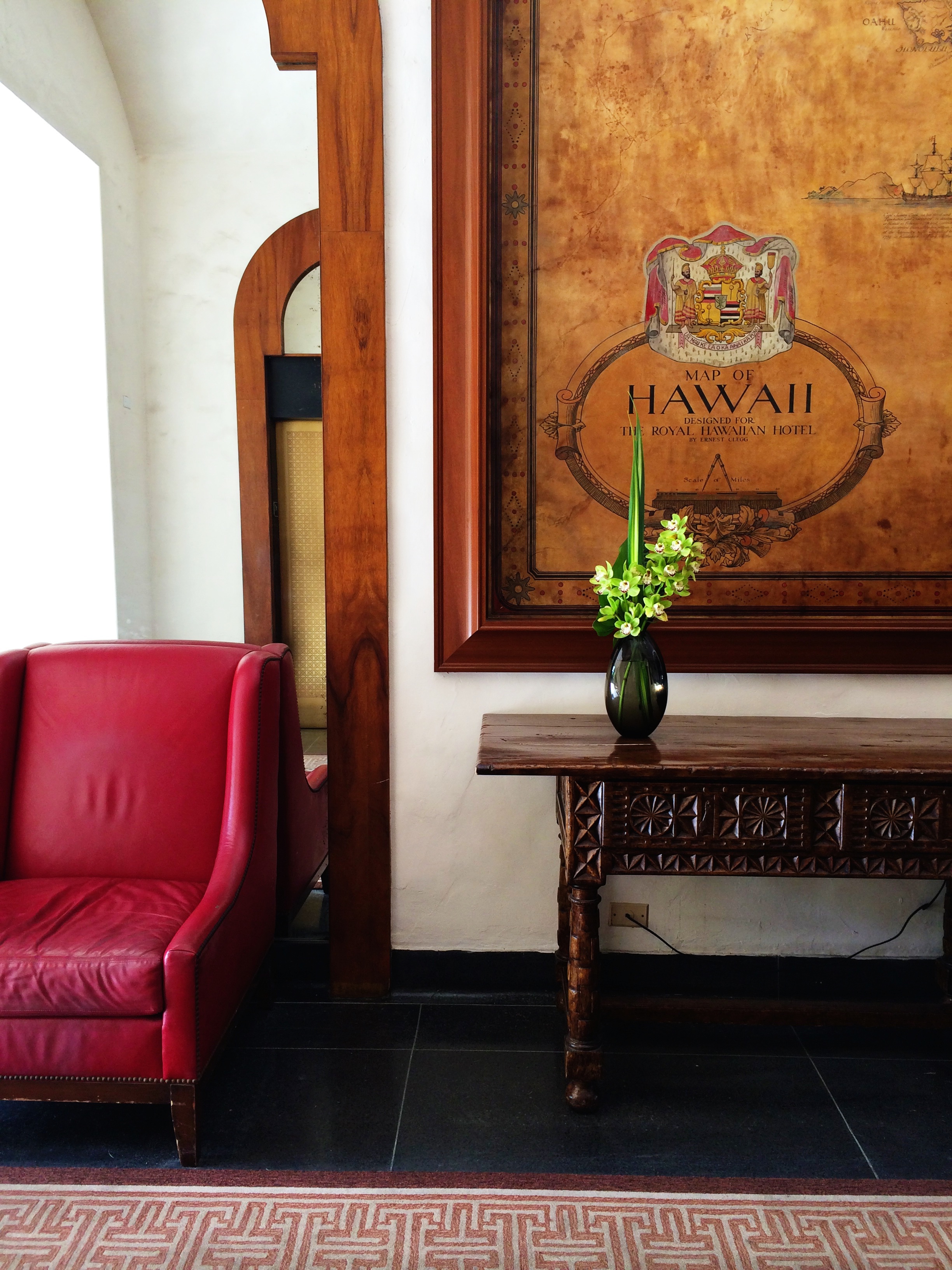 The Royal Hawaiian Resort via happymundane.com