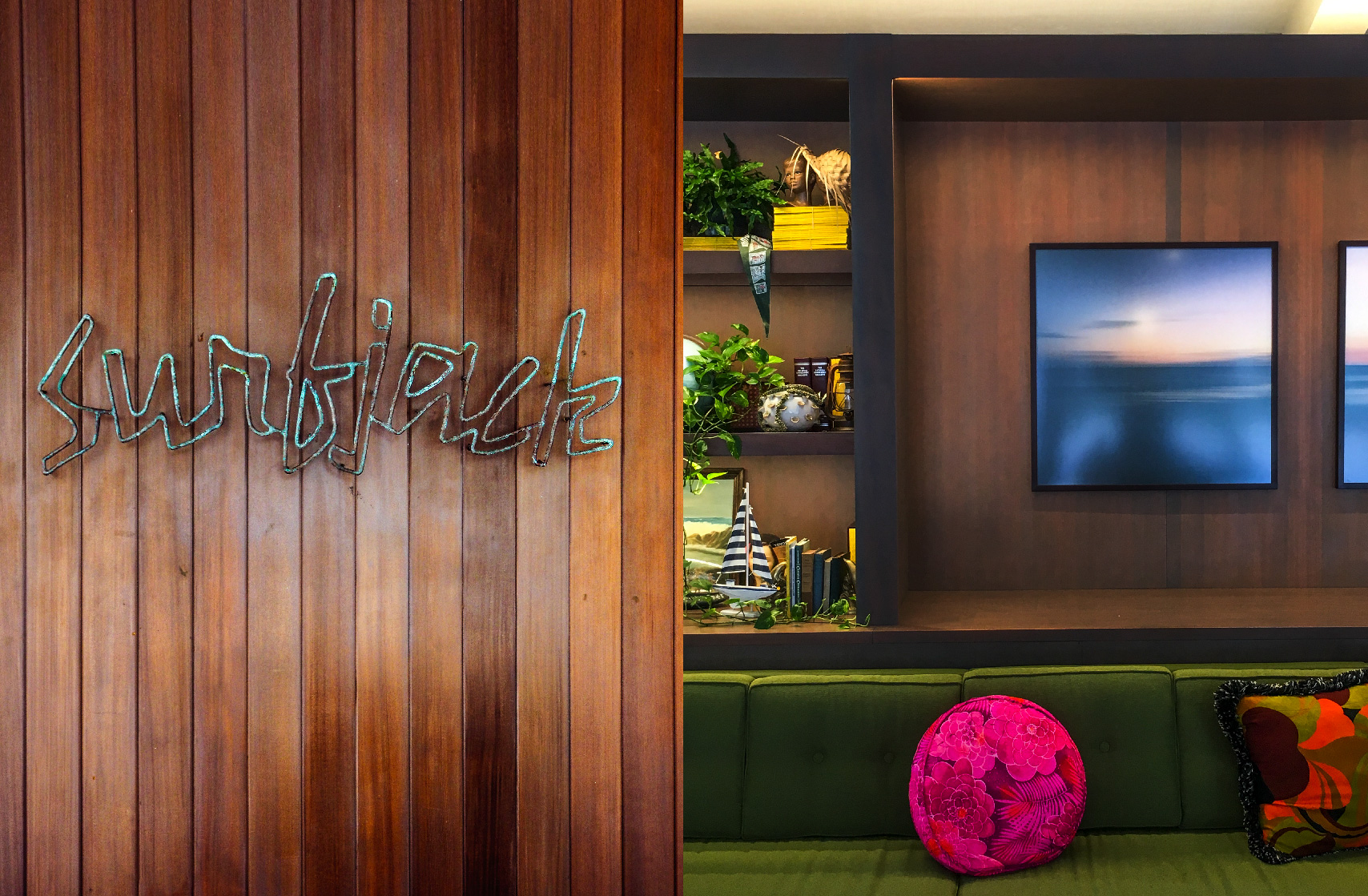 The SurfJack Hotel, Hawaii via happymundane.com